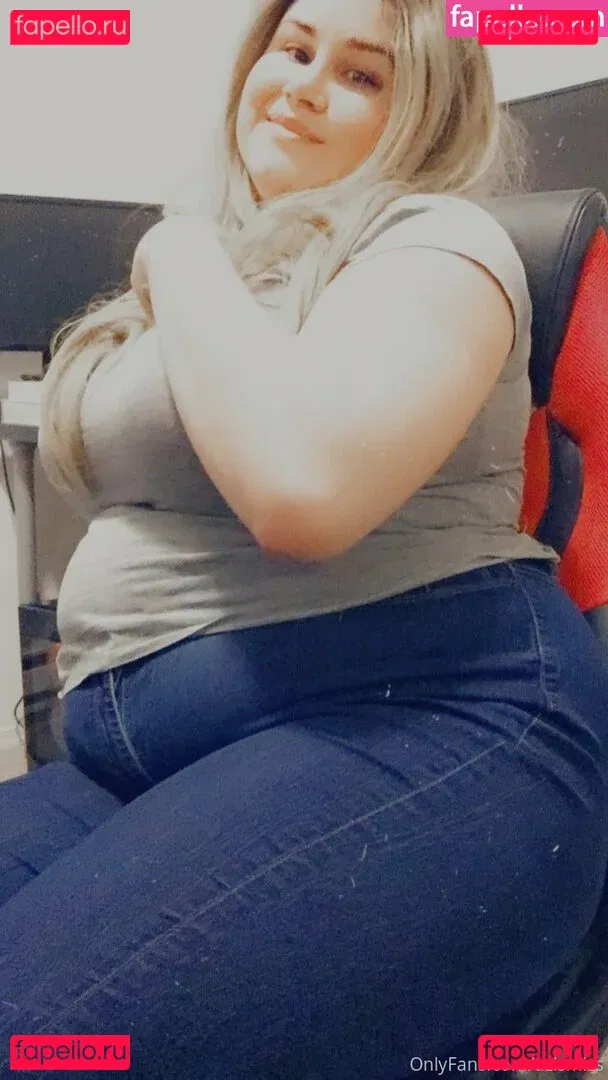 azismiss Onlyfans Photo Gallery 