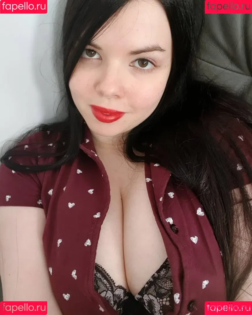 Nina Nightbloom Onlyfans Photo Gallery 