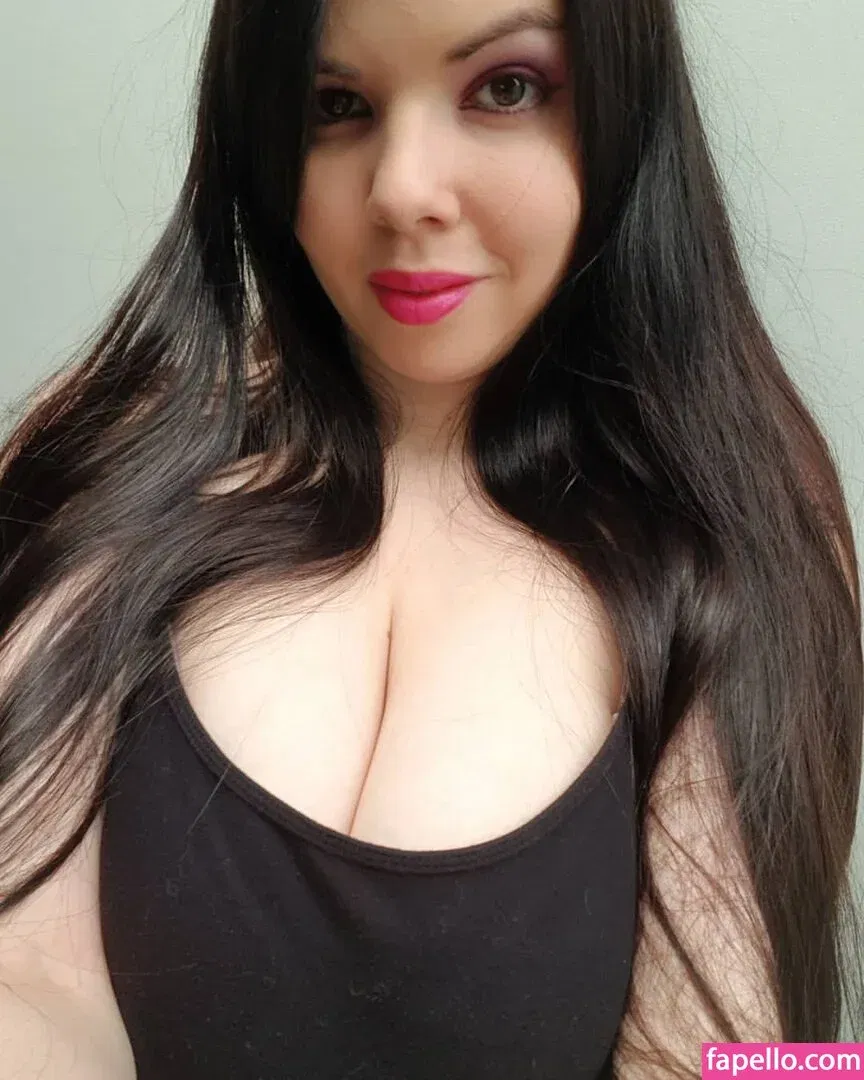 Nina Nightbloom Onlyfans Photo Gallery 