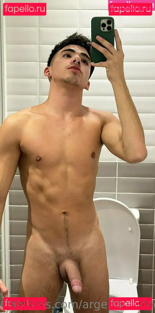 nachonewson Onlyfans Photo Gallery 