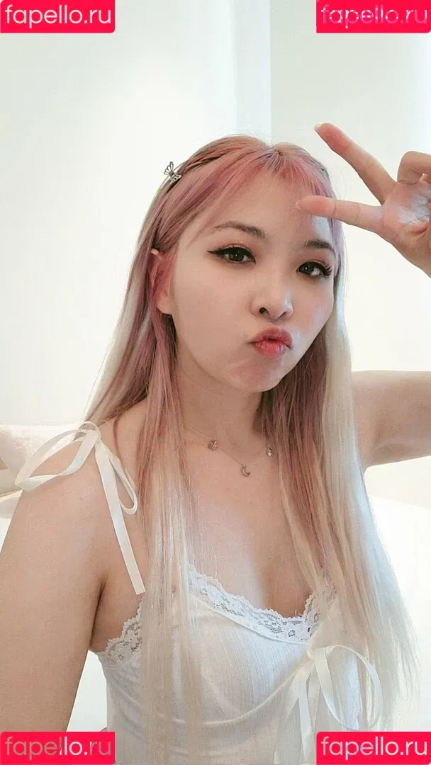 Yvonneflinetv Onlyfans Photo Gallery 