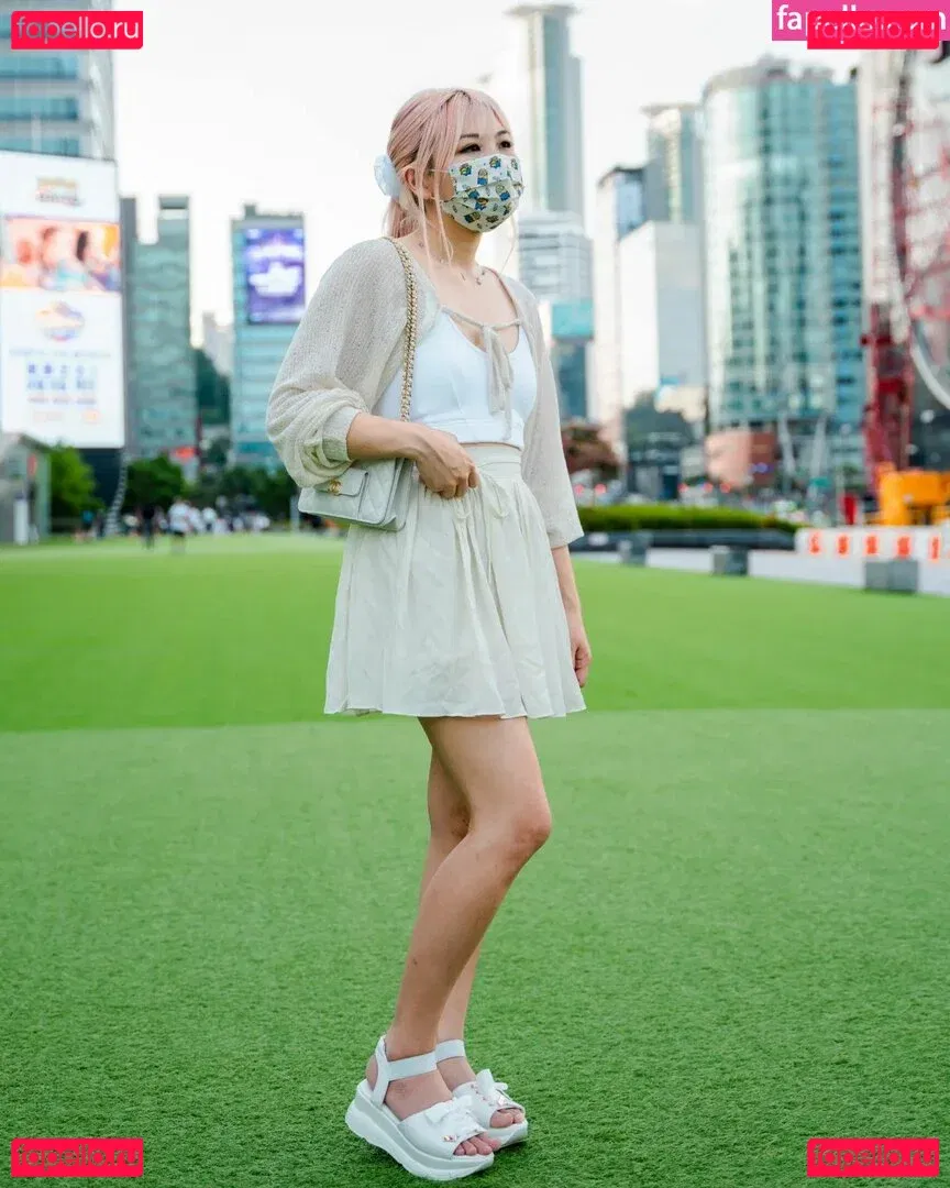 Yvonneflinetv Onlyfans Photo Gallery 