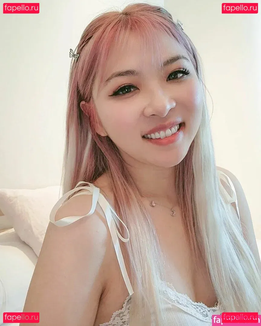 Yvonneflinetv Onlyfans Photo Gallery 