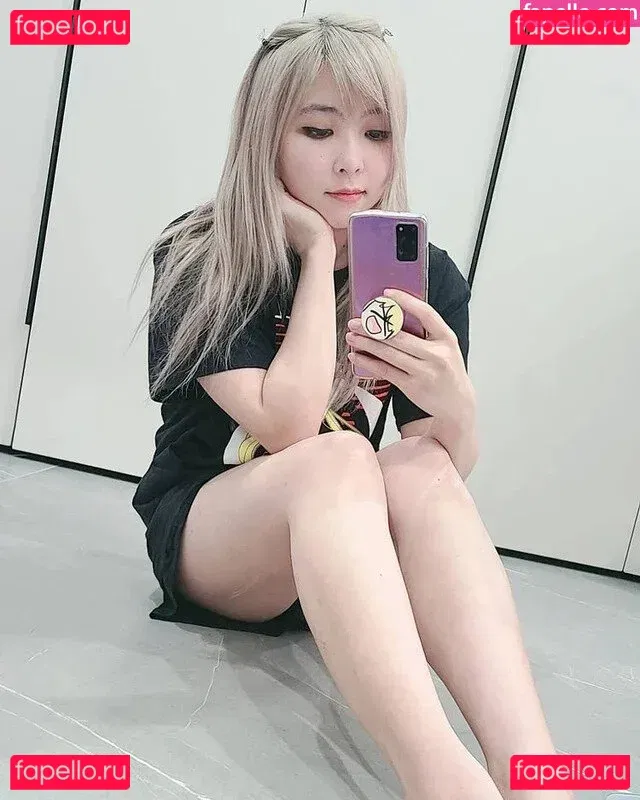 Yvonneflinetv Onlyfans Photo Gallery 