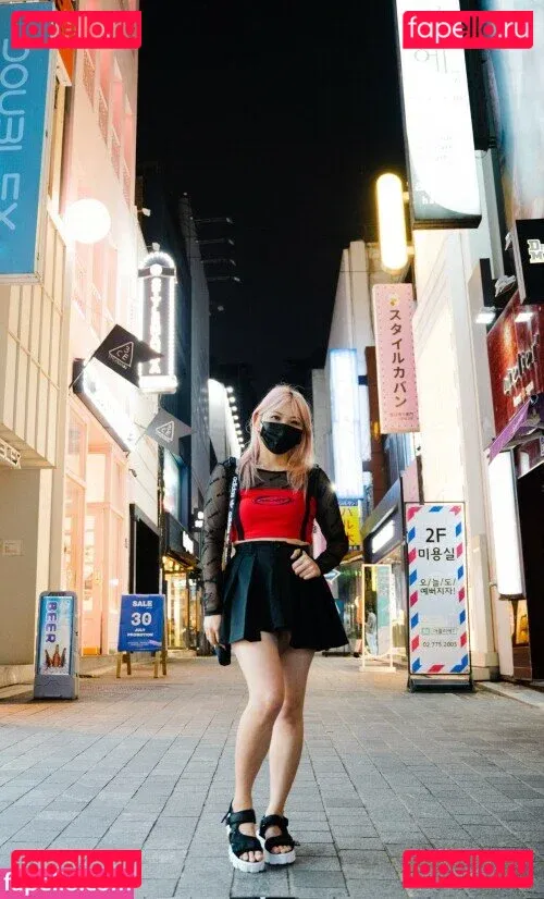 Yvonneflinetv Onlyfans Photo Gallery 