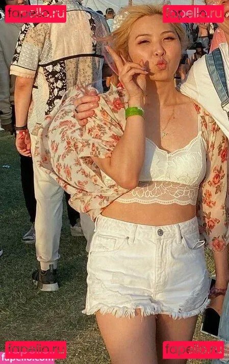 Yvonneflinetv Onlyfans Photo Gallery 