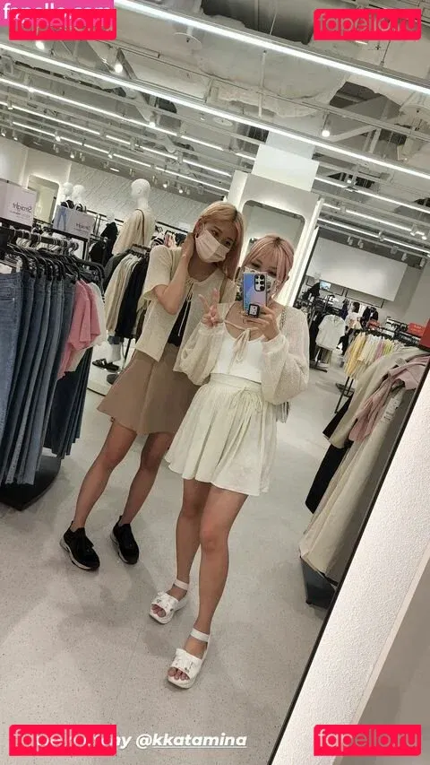 Yvonneflinetv Onlyfans Photo Gallery 