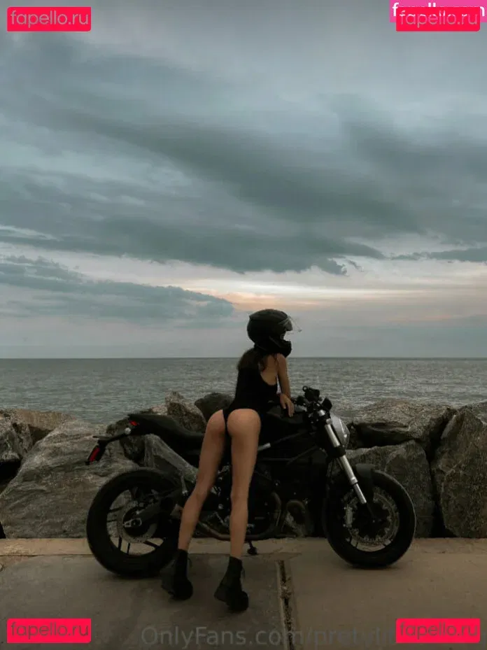 pretylittlething Onlyfans Photo Gallery 