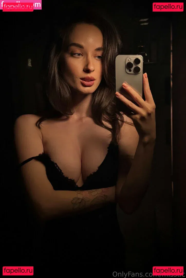 pretylittlething Onlyfans Photo Gallery 