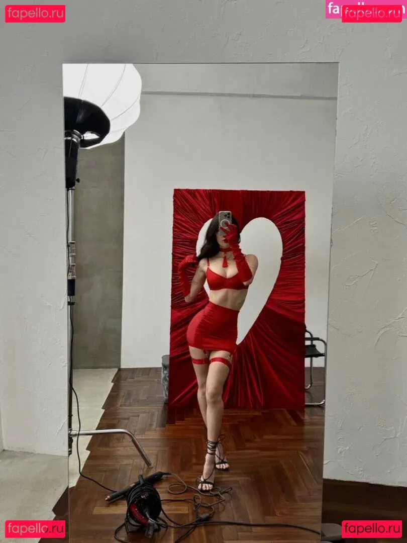 pretylittlething Onlyfans Photo Gallery 