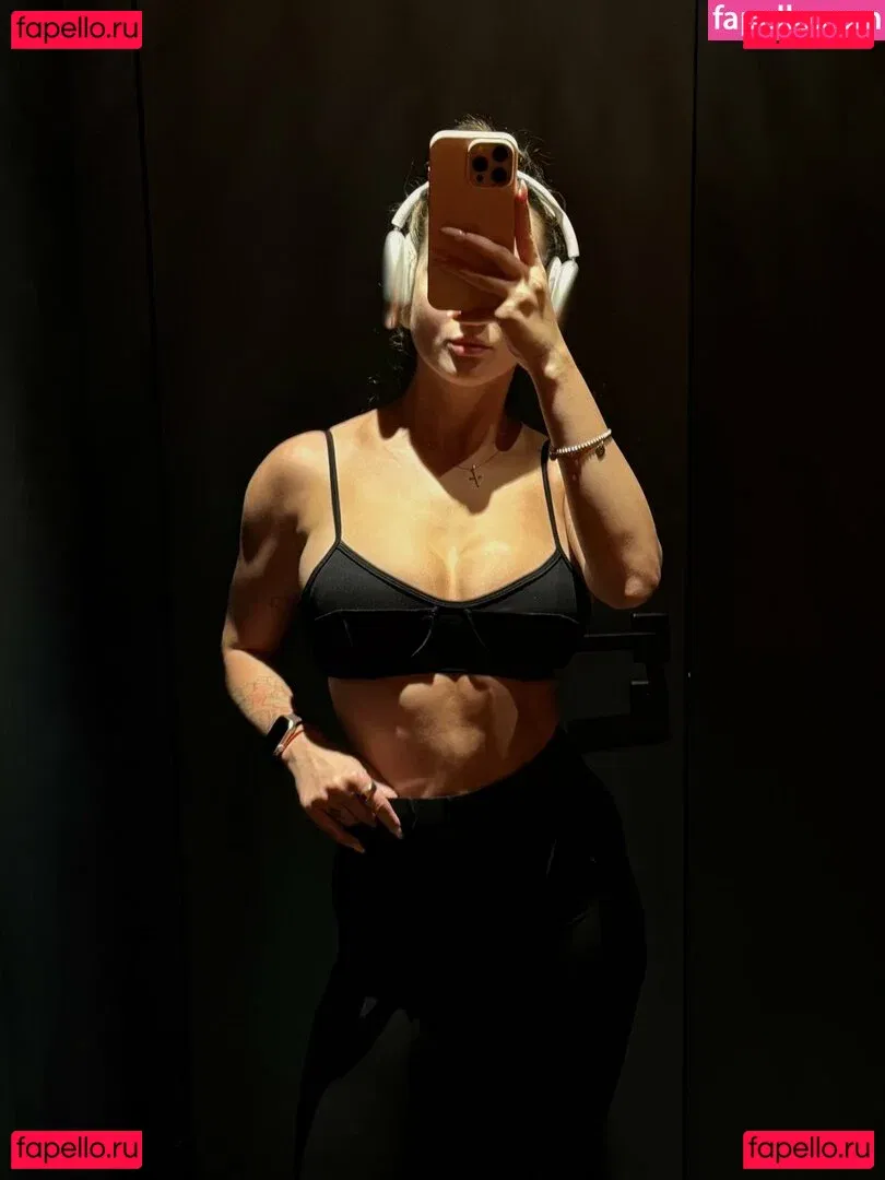 pretylittlething Onlyfans Photo Gallery 