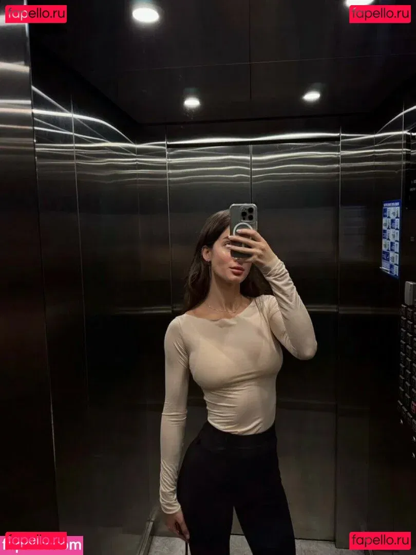 pretylittlething Onlyfans Photo Gallery 