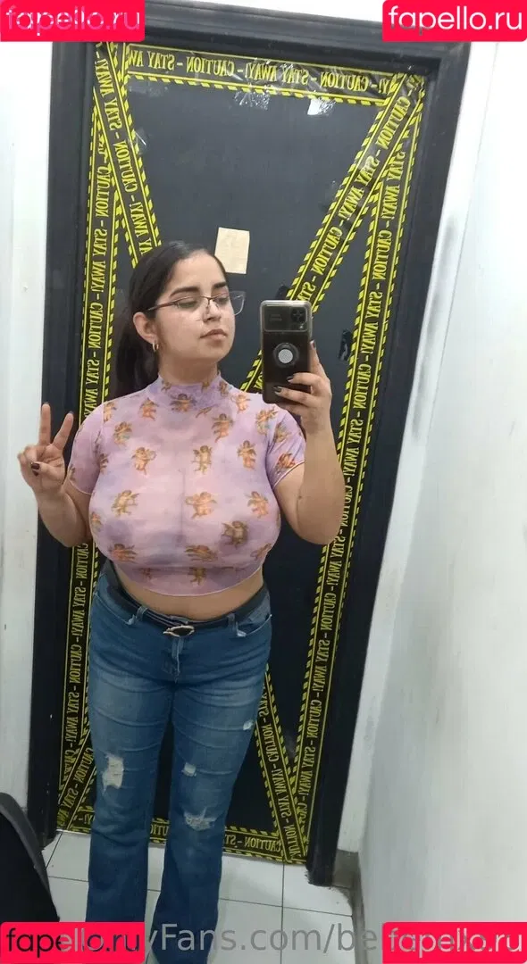 VanessaMX98 Onlyfans Photo Gallery 