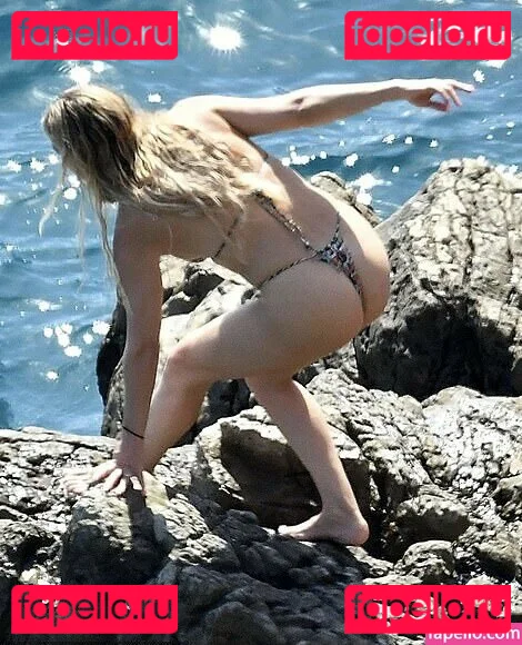 Kate Hudson Onlyfans Photo Gallery 