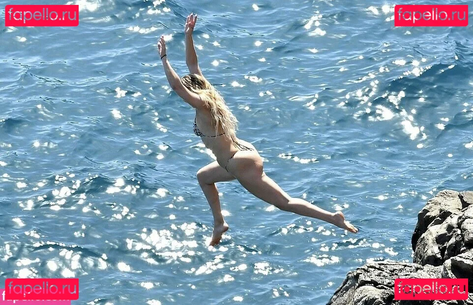 Kate Hudson Onlyfans Photo Gallery 