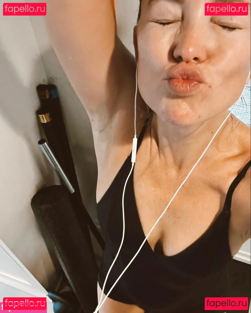 Kate Hudson Onlyfans Photo Gallery 