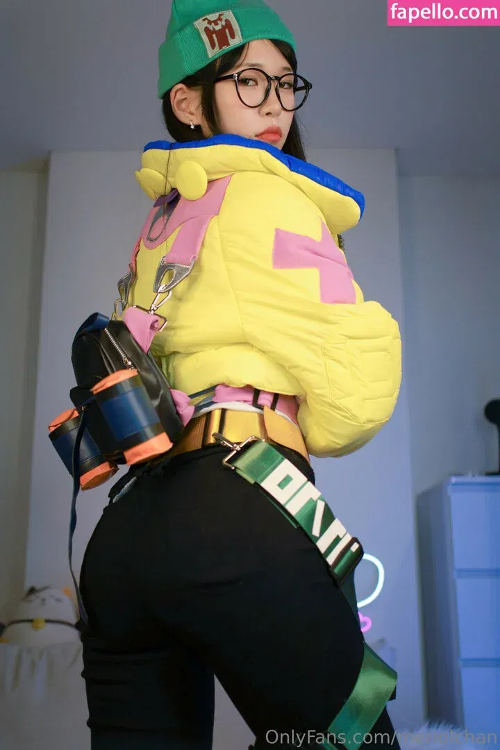 Meriol Chan Onlyfans Photo Gallery 