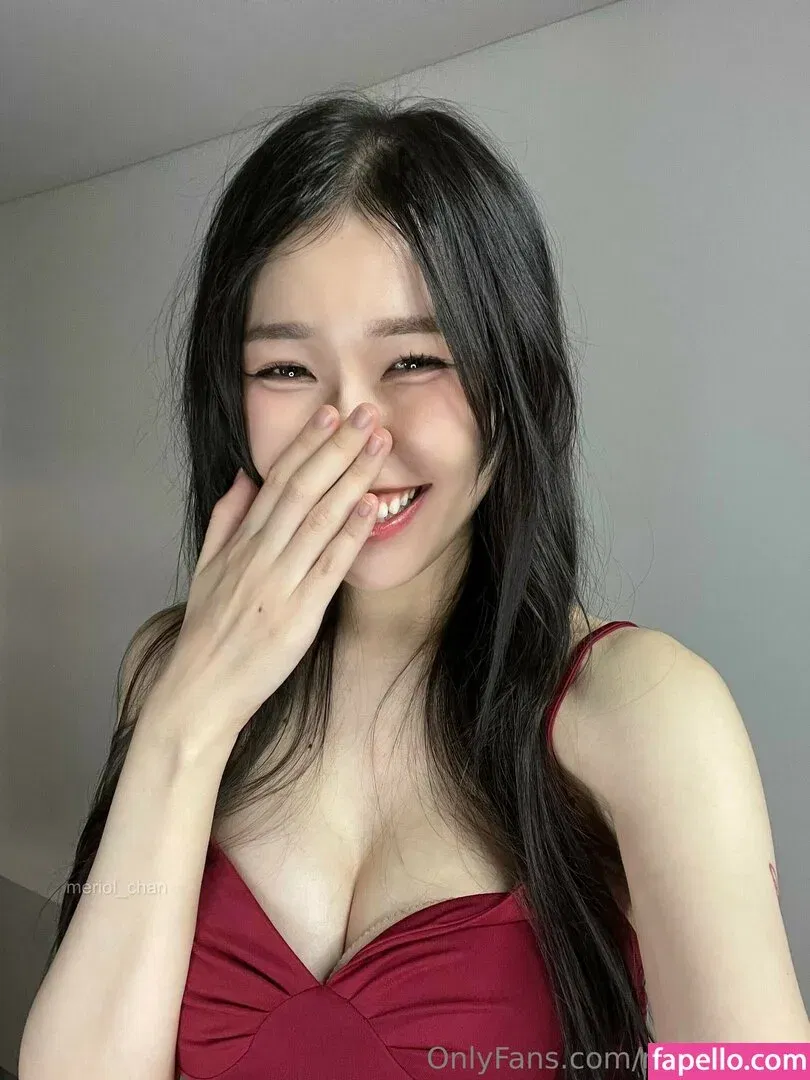 Meriol Chan Onlyfans Photo Gallery 