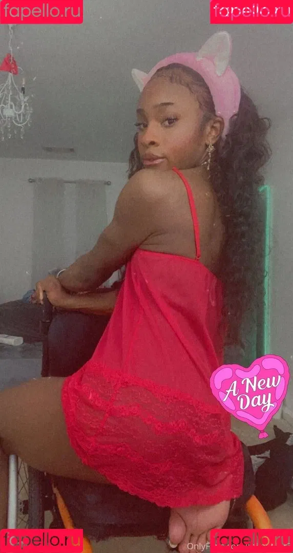 Milan Dior Onlyfans Photo Gallery 