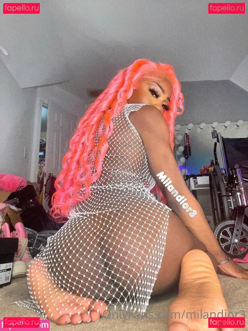 Milan Dior Onlyfans Photo Gallery 