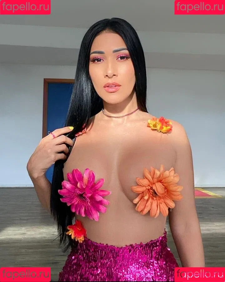 Simaria Onlyfans Photo Gallery 