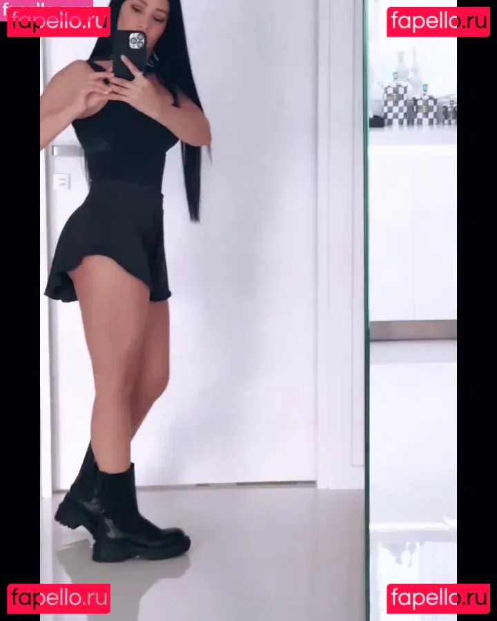 Simaria Onlyfans Photo Gallery 