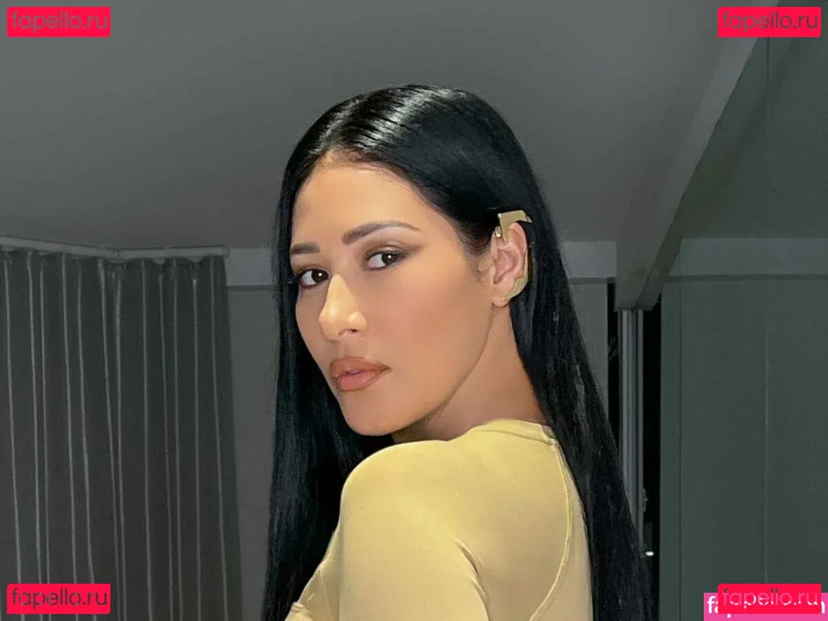 Simaria Onlyfans Photo Gallery 