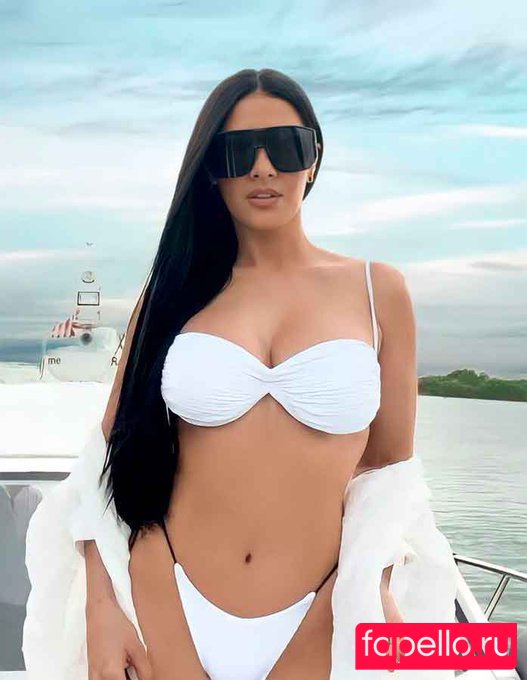 Simaria Onlyfans Photo Gallery 