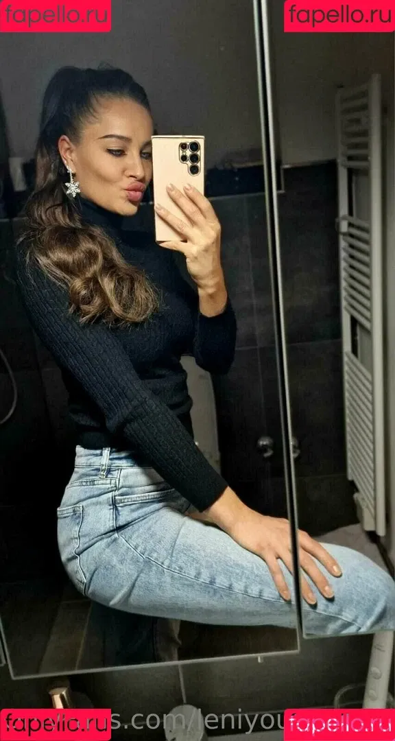 leniyoung_official Onlyfans Photo Gallery 