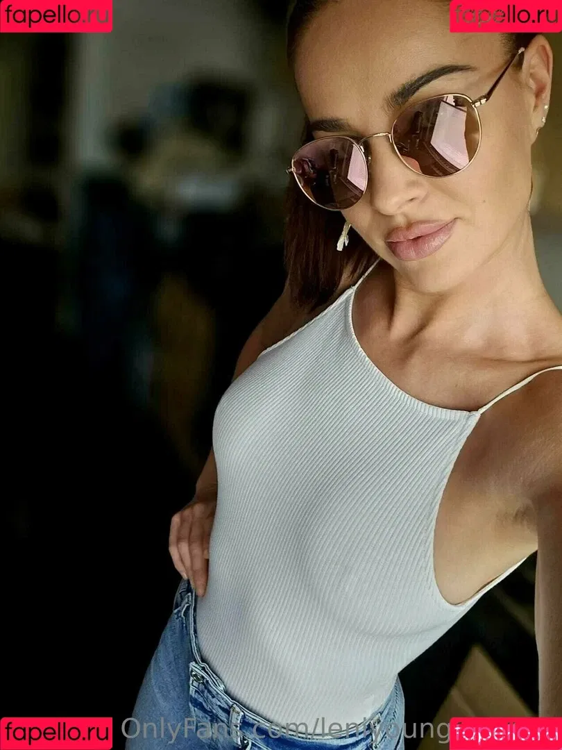 leniyoung_official Onlyfans Photo Gallery 