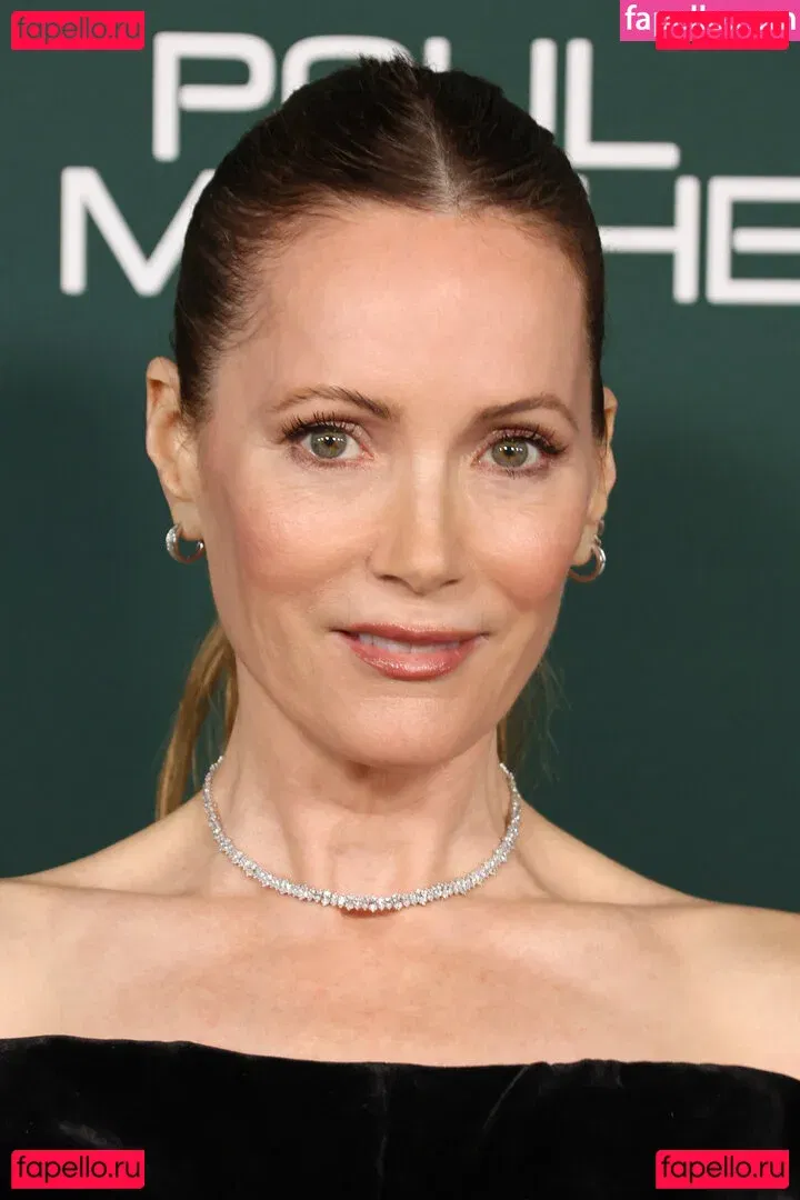 Leslie Mann Onlyfans Photo Gallery 