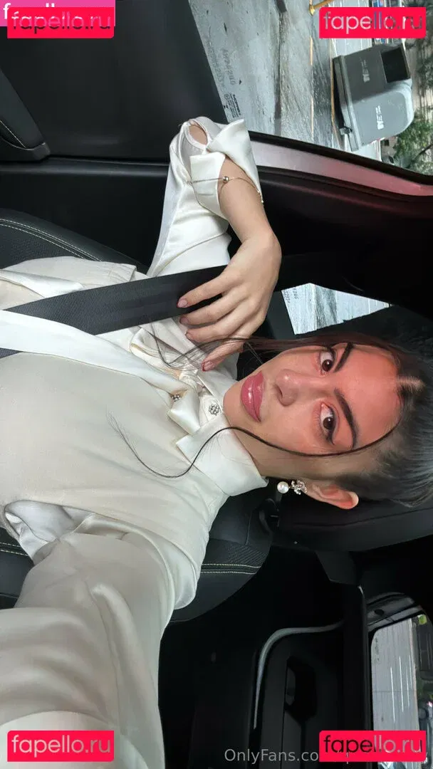 queen.amy Onlyfans Photo Gallery 