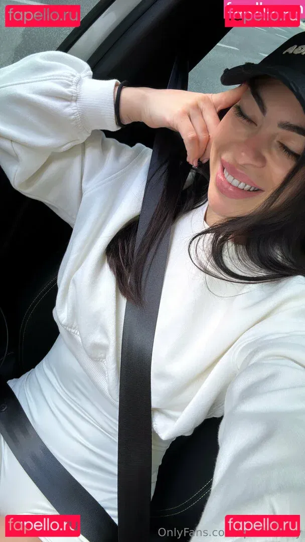 queen.amy Onlyfans Photo Gallery 