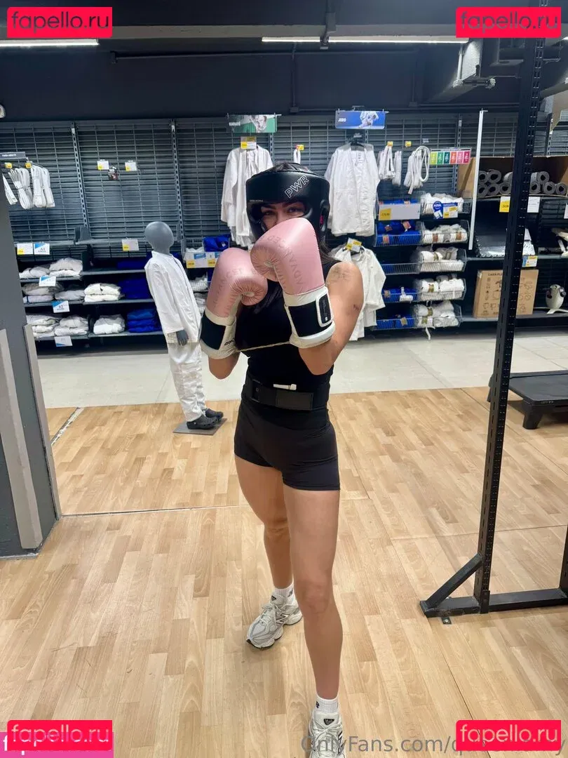 queen.amy Onlyfans Photo Gallery 