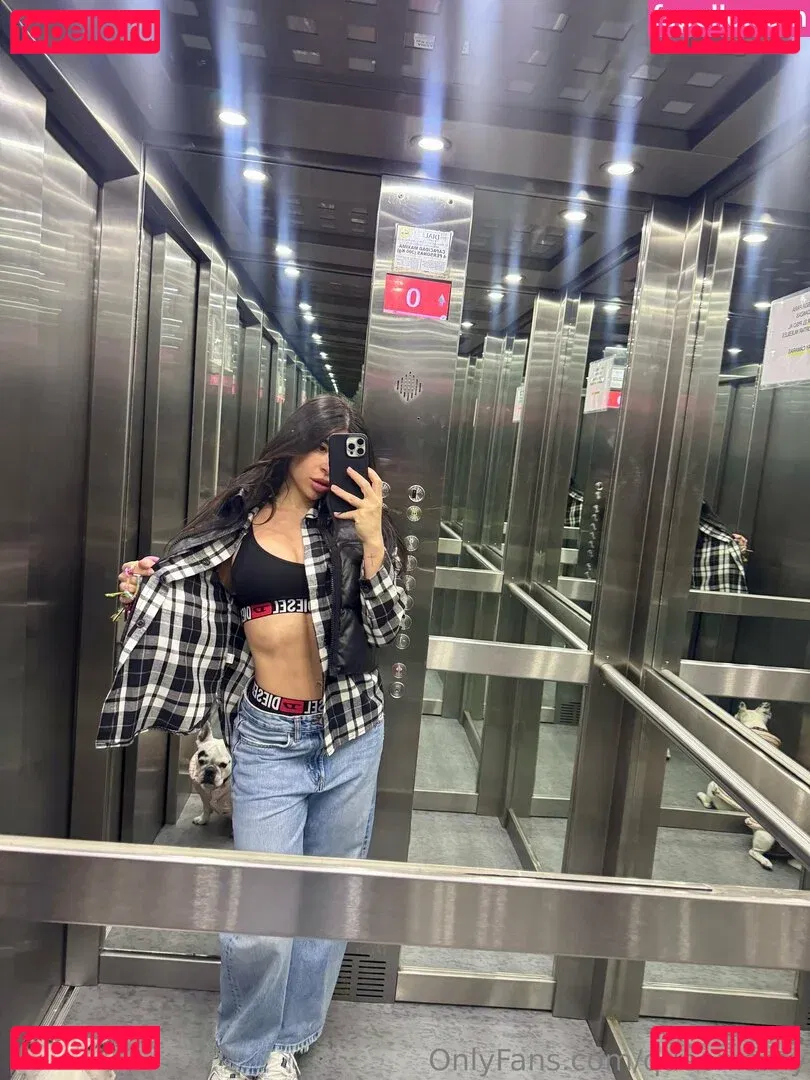 queen.amy Onlyfans Photo Gallery 