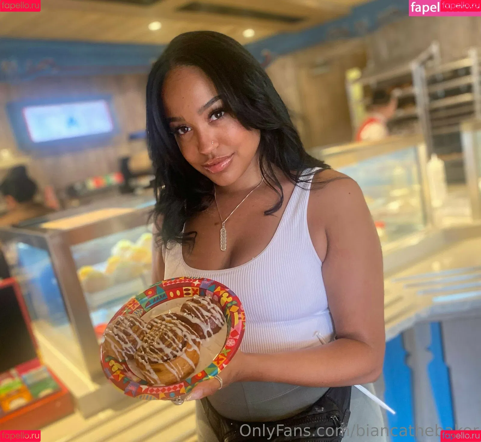 biancathebaker Onlyfans Photo Gallery 