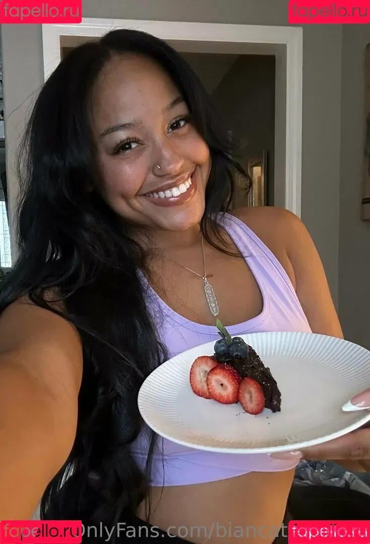 biancathebaker Onlyfans Photo Gallery 