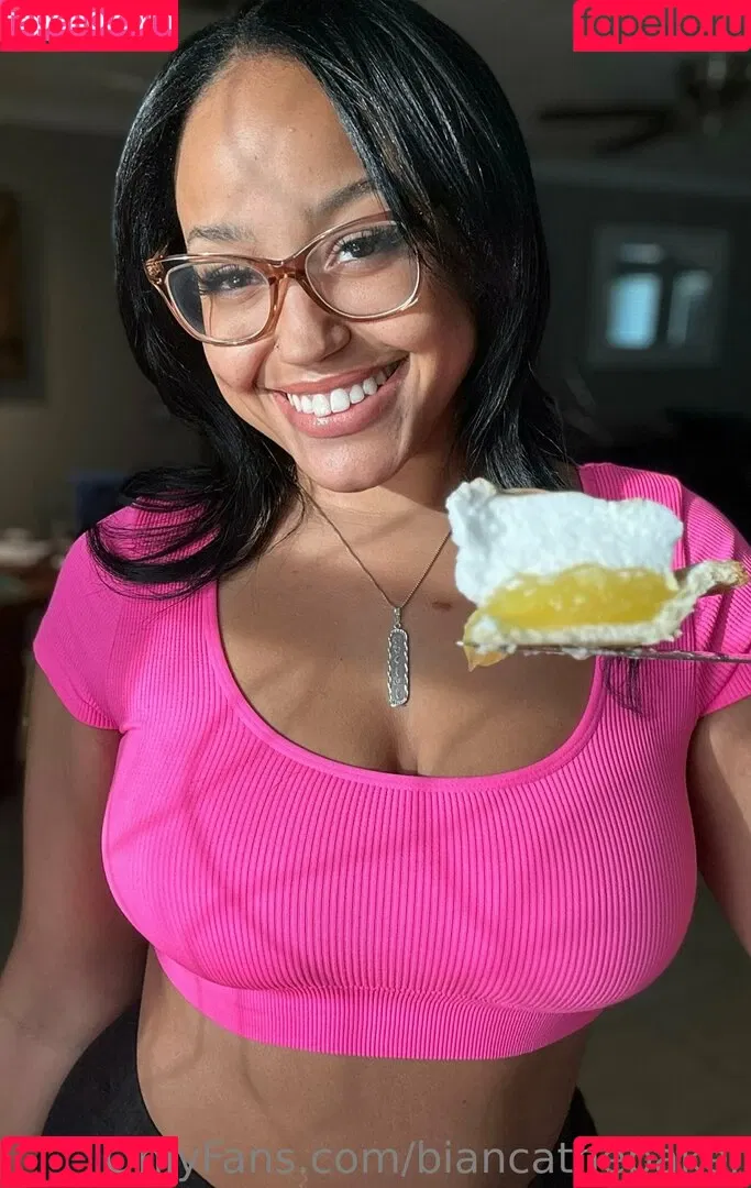 biancathebaker Onlyfans Photo Gallery 