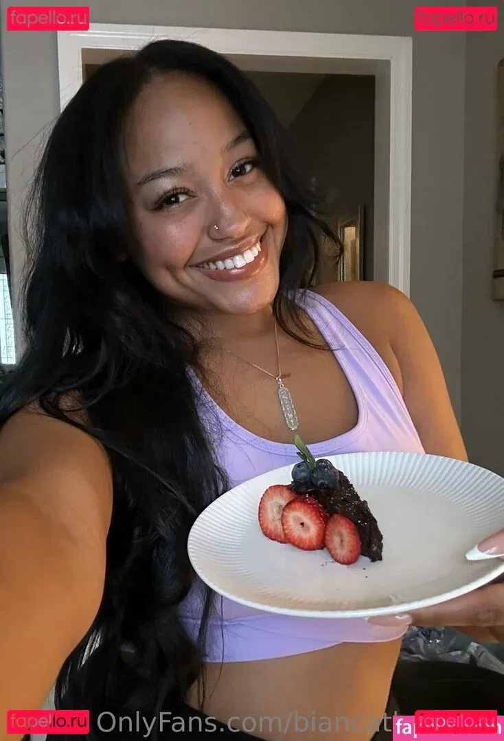 biancathebaker Onlyfans Photo Gallery 