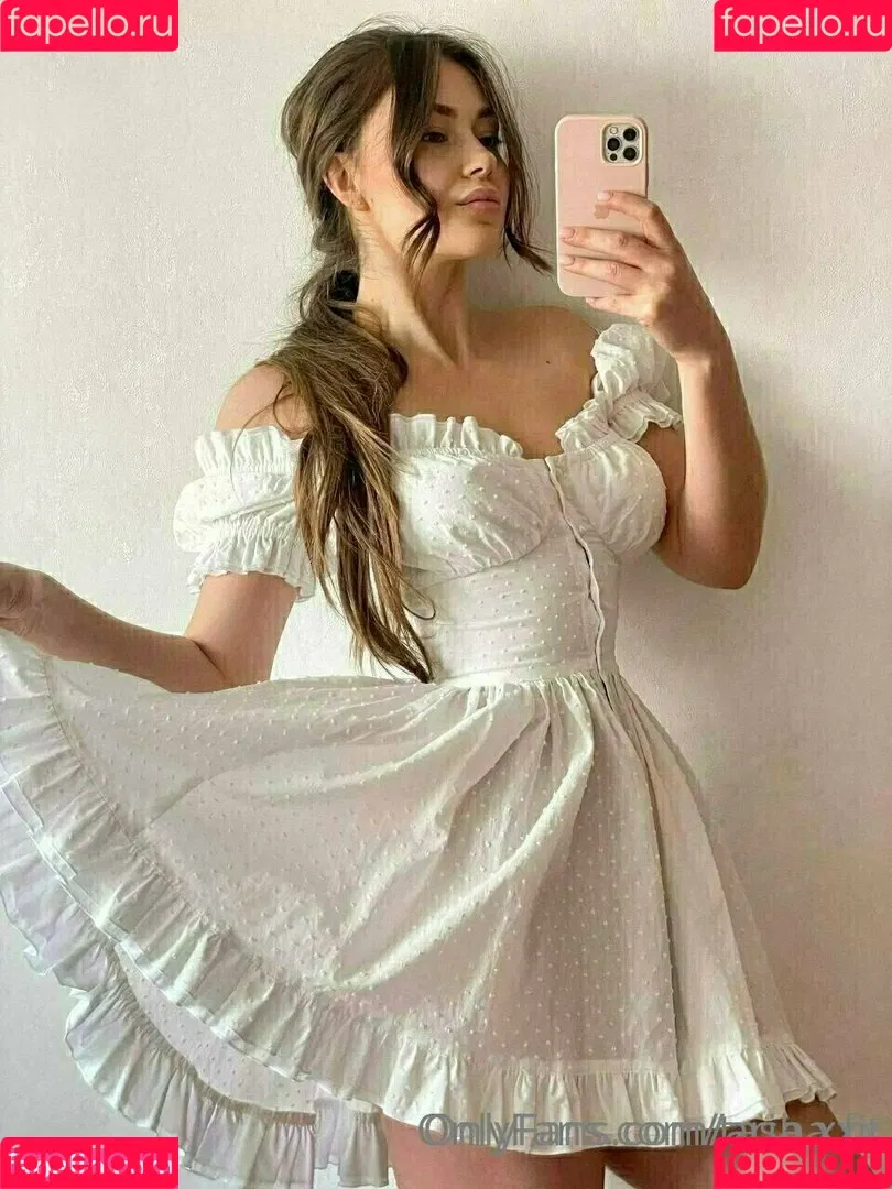 aria.xxx Onlyfans Photo Gallery 