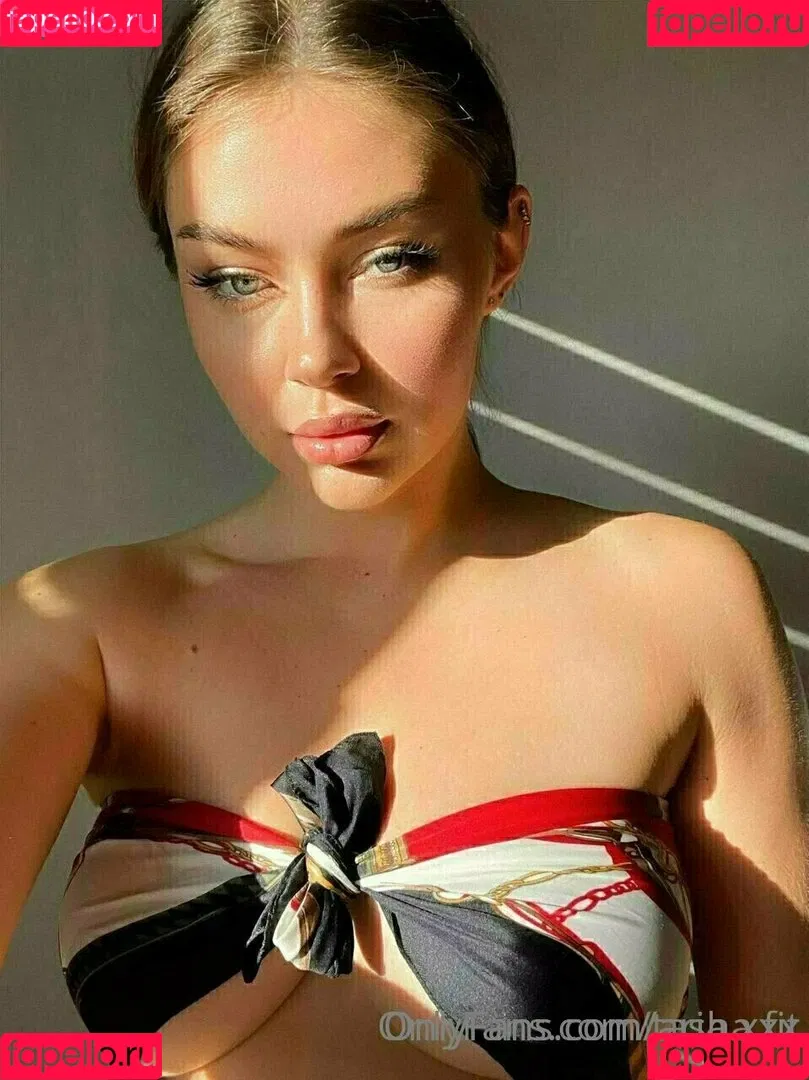 aria.xxx Onlyfans Photo Gallery 