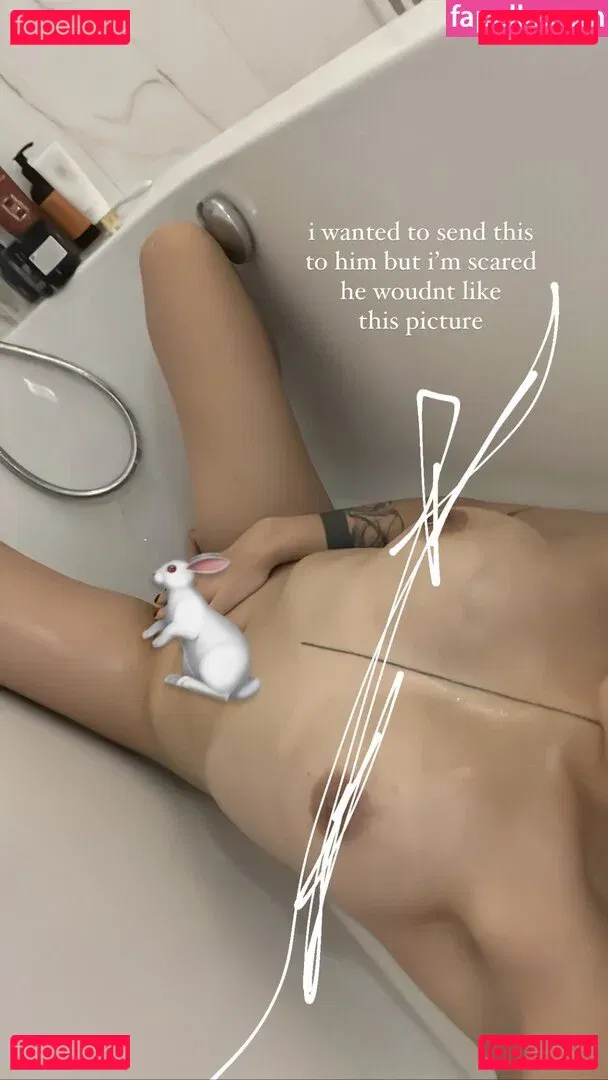 Dieu Linh Vuong Onlyfans Photo Gallery 