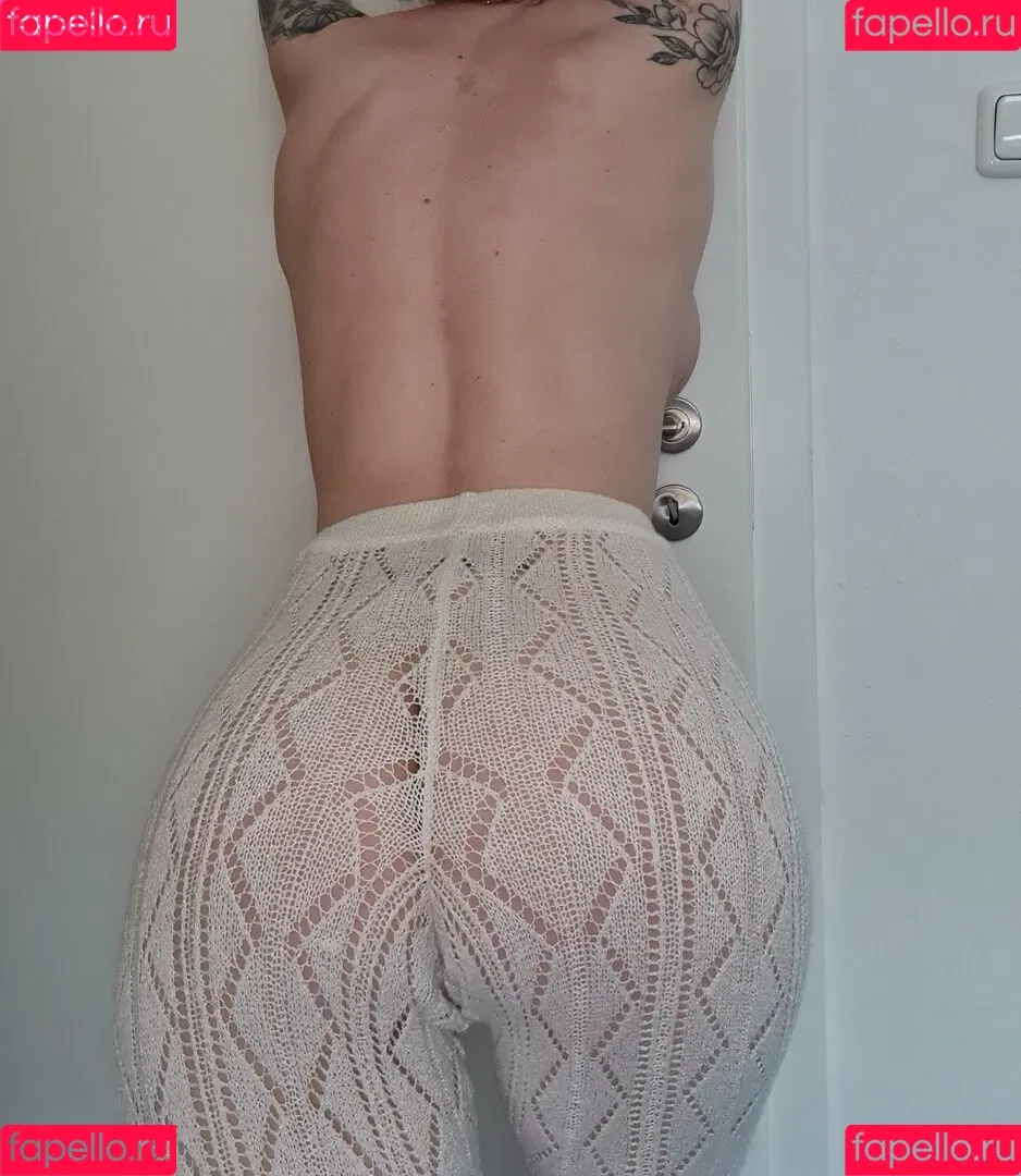 Elena_Electra Onlyfans Photo Gallery 