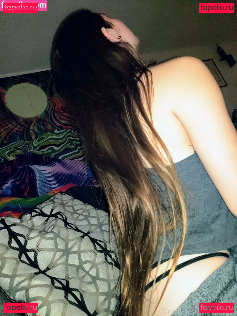 spilledwine420 Onlyfans Photo Gallery 