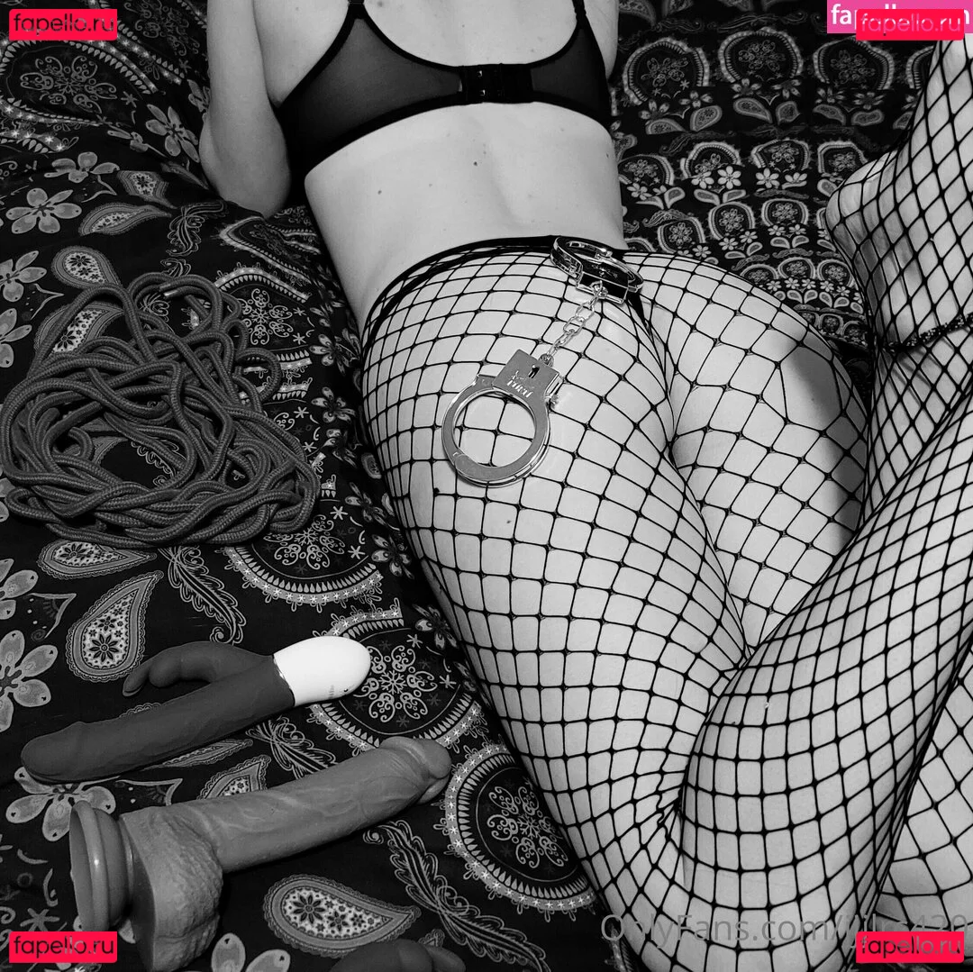 spilledwine420 Onlyfans Photo Gallery 