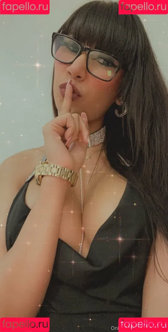 Mia Marin Onlyfans Photo Gallery 