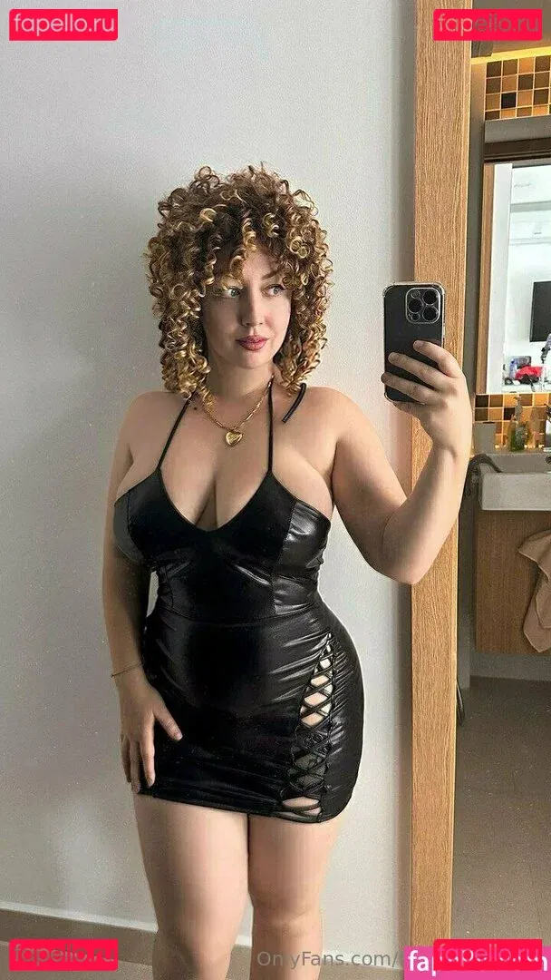 hannazimmerr Onlyfans Photo Gallery 