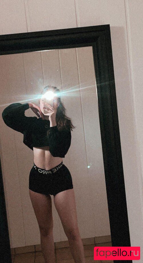 larissaxadventures Nude Onlyfans Photo 11