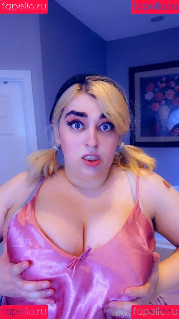 berrychicka Onlyfans Photo Gallery 
