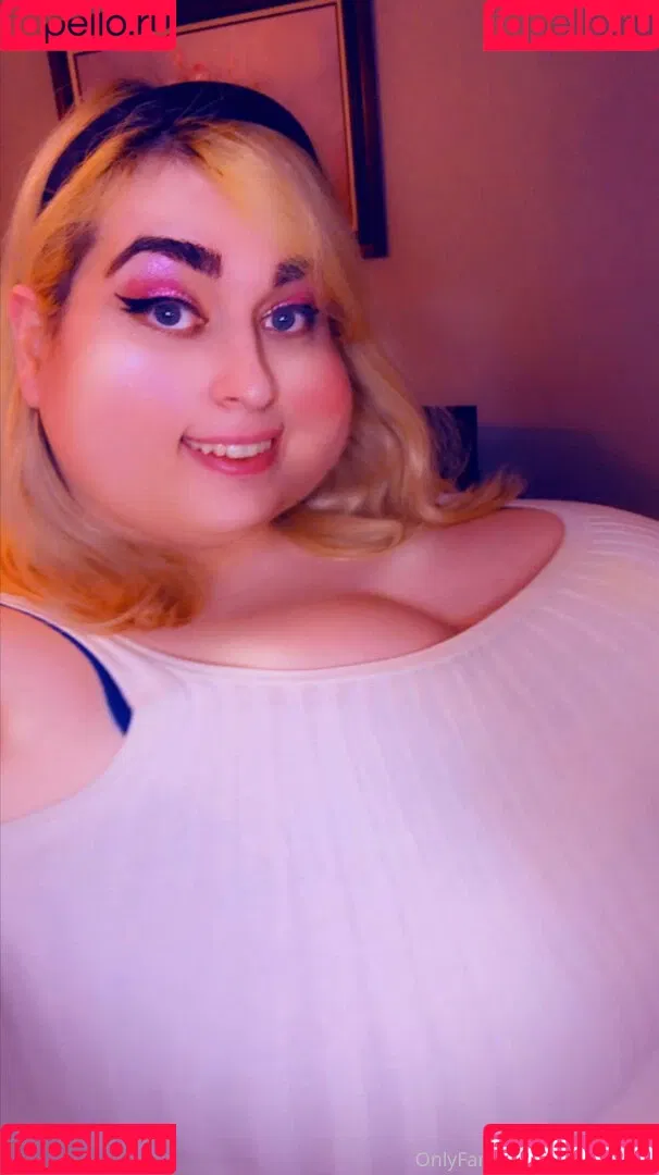berrychicka Onlyfans Photo Gallery 